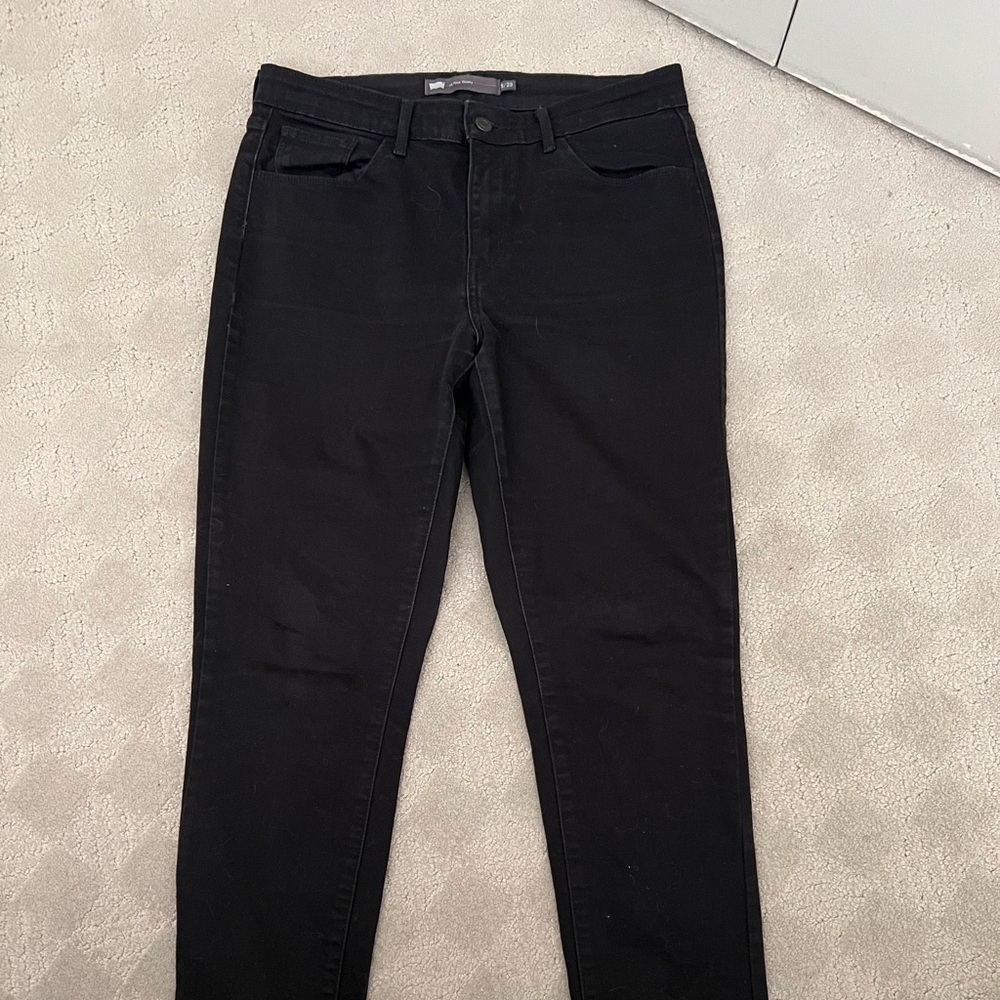 Levi’s “Hi-Rise” Classic Black Women's Jeans